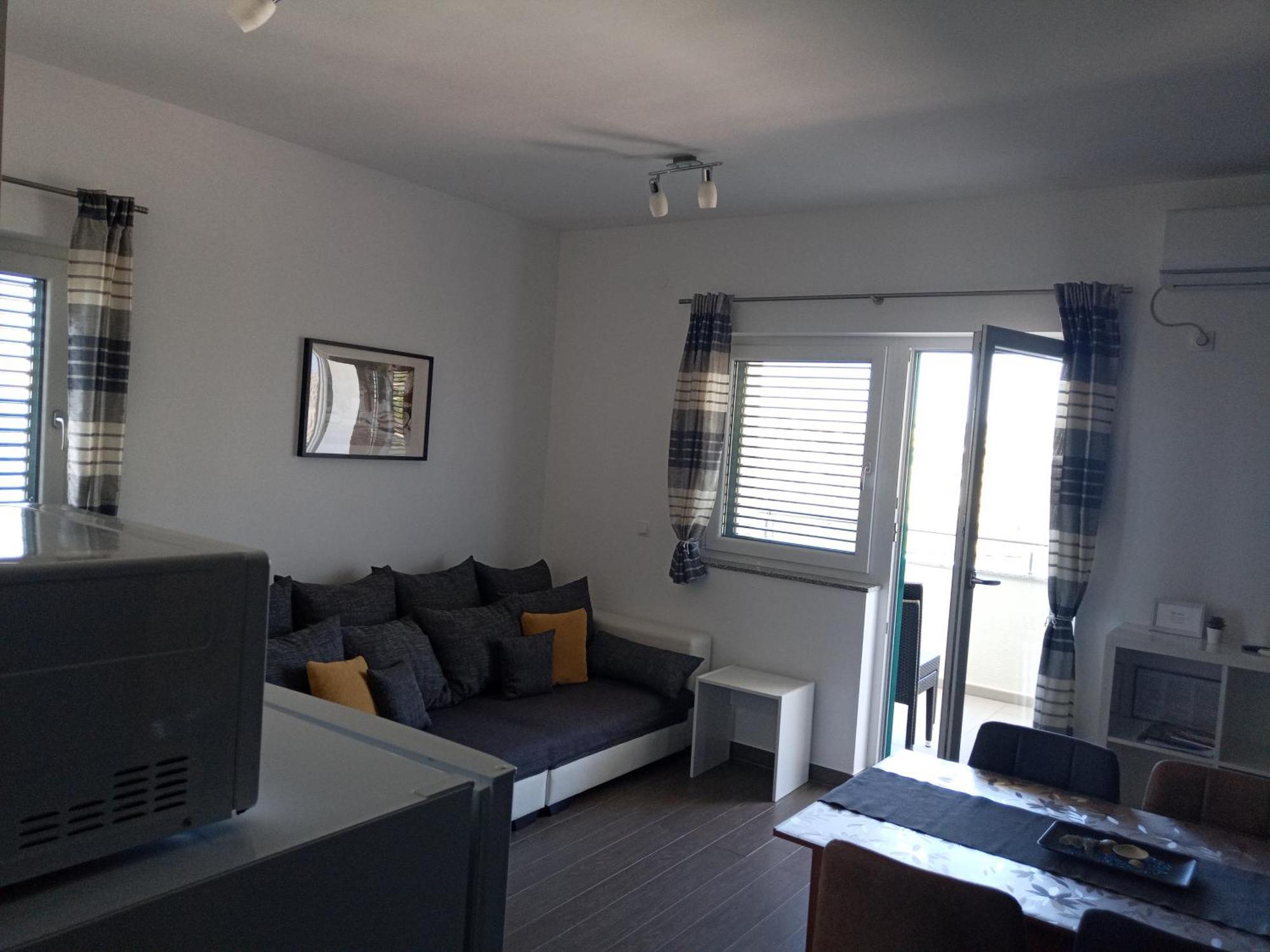 Villa Luce Apartment House 카를로바크 외부 사진