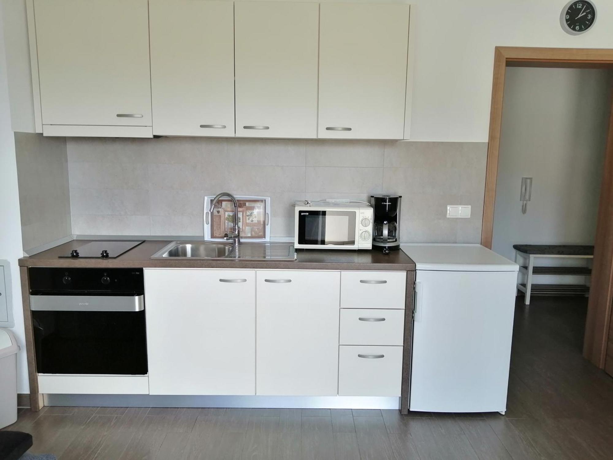 Villa Luce Apartment House 카를로바크 외부 사진