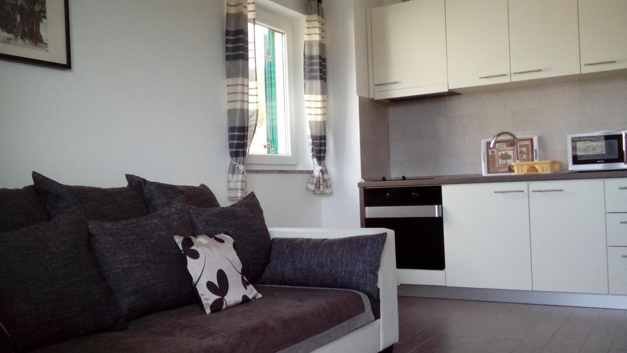 Villa Luce Apartment House 카를로바크 외부 사진